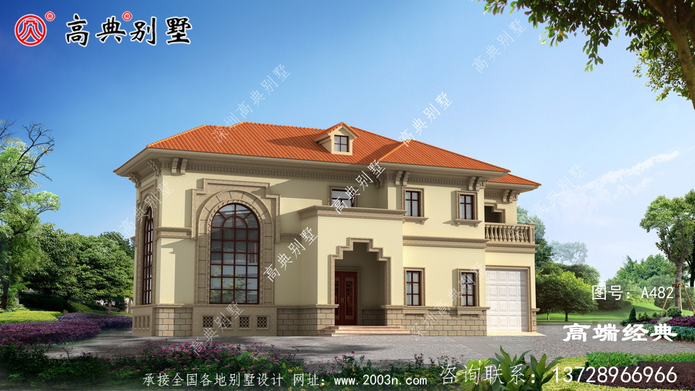 這樣帶車庫的兩層戶型在農村自建中顯得格外耀眼